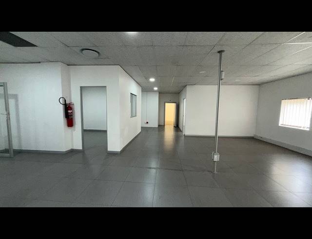 202M² OFFICE TO LET IN GLENWOOD
